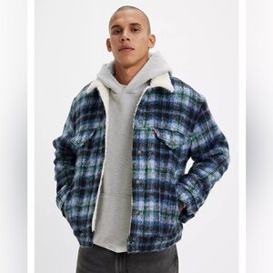 Levi's Men's Blue and Green Plaid Sherpa Jacket